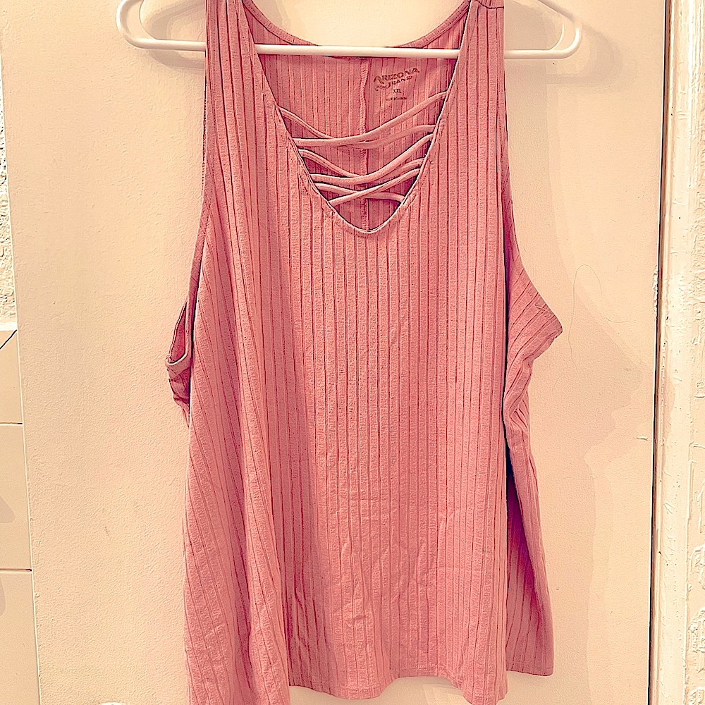 Arizona Jean Company- Pink ribbed tank top w/ lattice